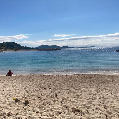 Haut de villa avec terrasse privative jardin et parking tout près des plages Tolone Esterno foto