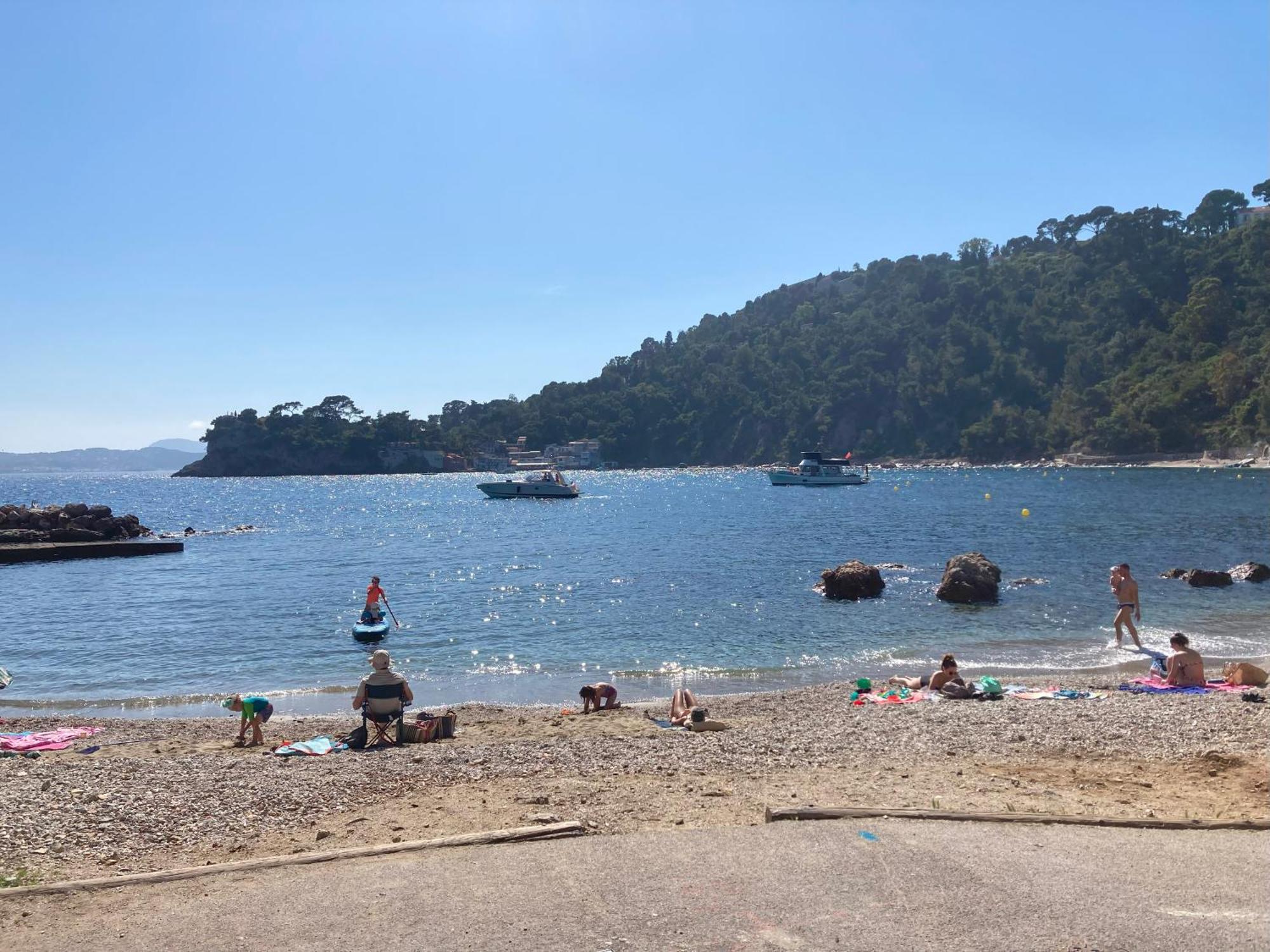 Haut de villa avec terrasse privative jardin et parking tout près des plages Tolone Esterno foto