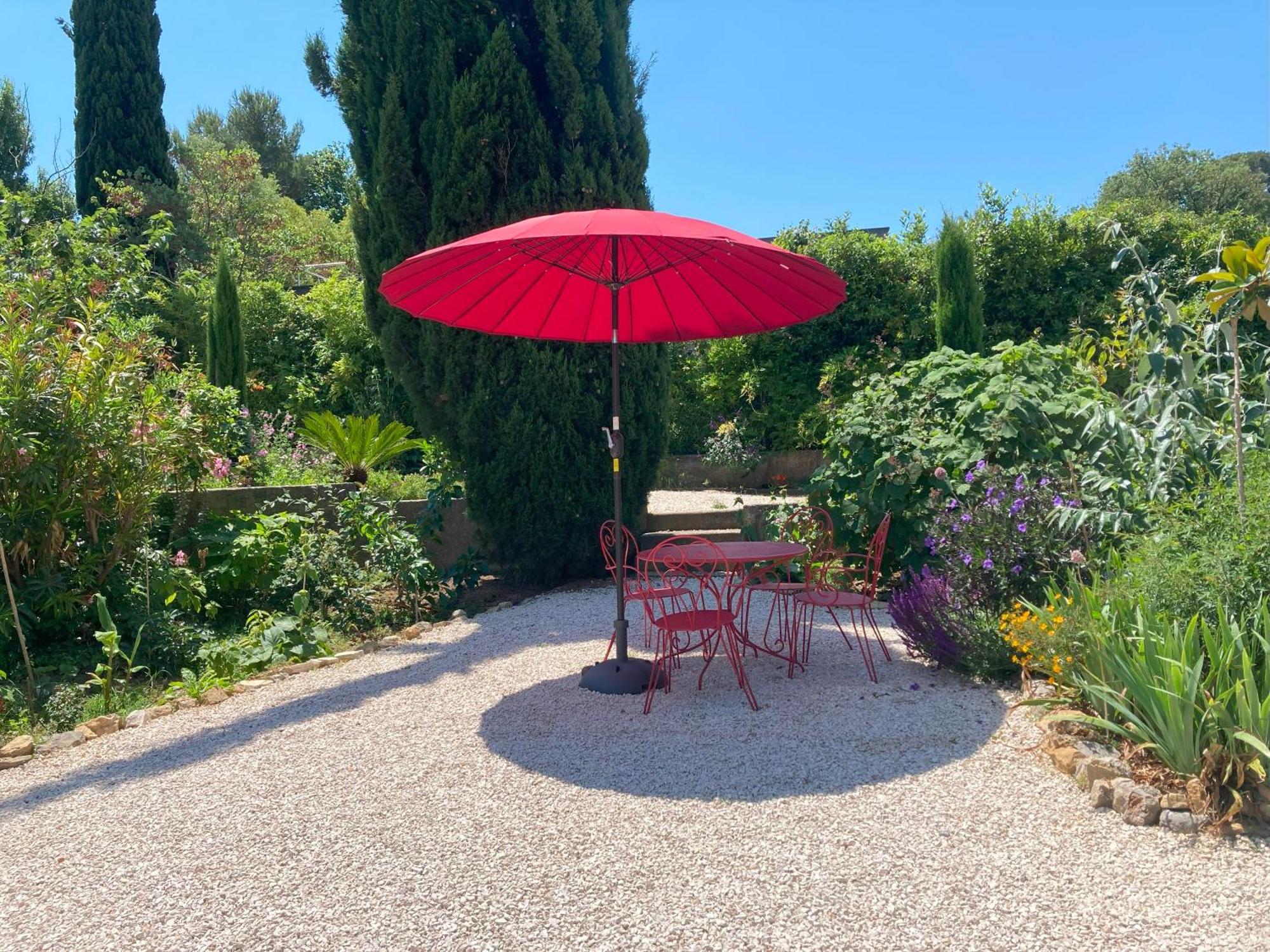 Haut de villa avec terrasse privative jardin et parking tout près des plages Tolone Esterno foto